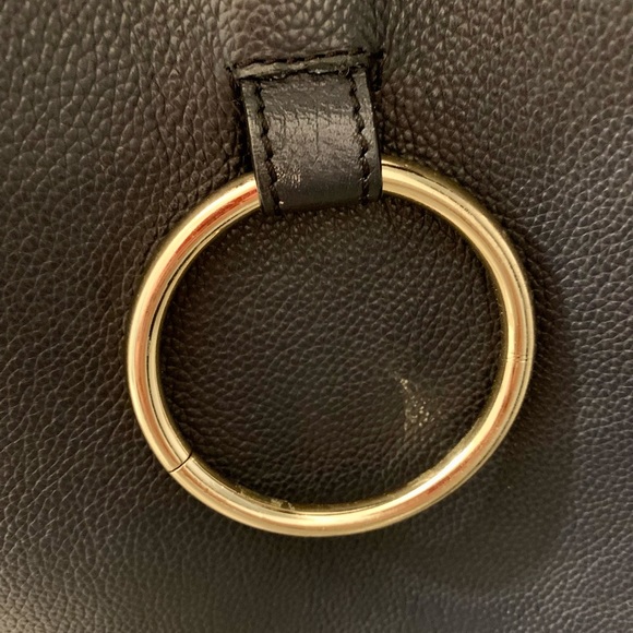 Casselini bag 18 cm x 22 cm x 10 cm approx.preowned in fantastic condition - Picture 10 of 14